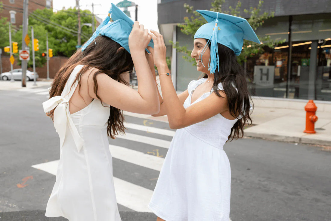 How To Choose The Perfect Graduation Dress