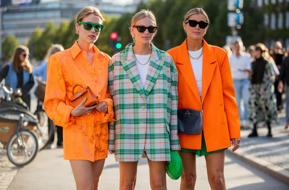 10 Orange Outfit Ideas For Aspiring Showgirls