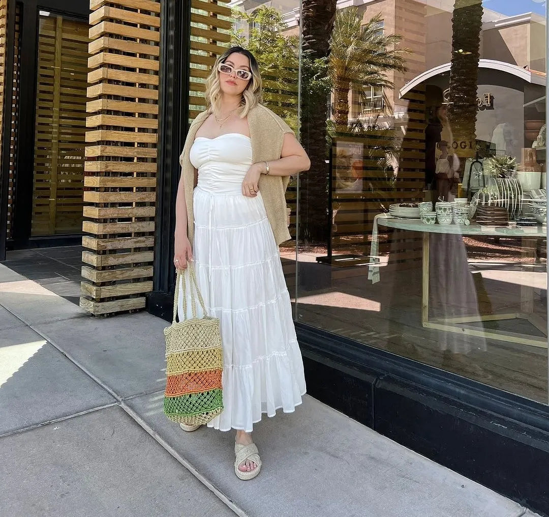 White Maxi Skirts Are A Summer Outfit Must Have