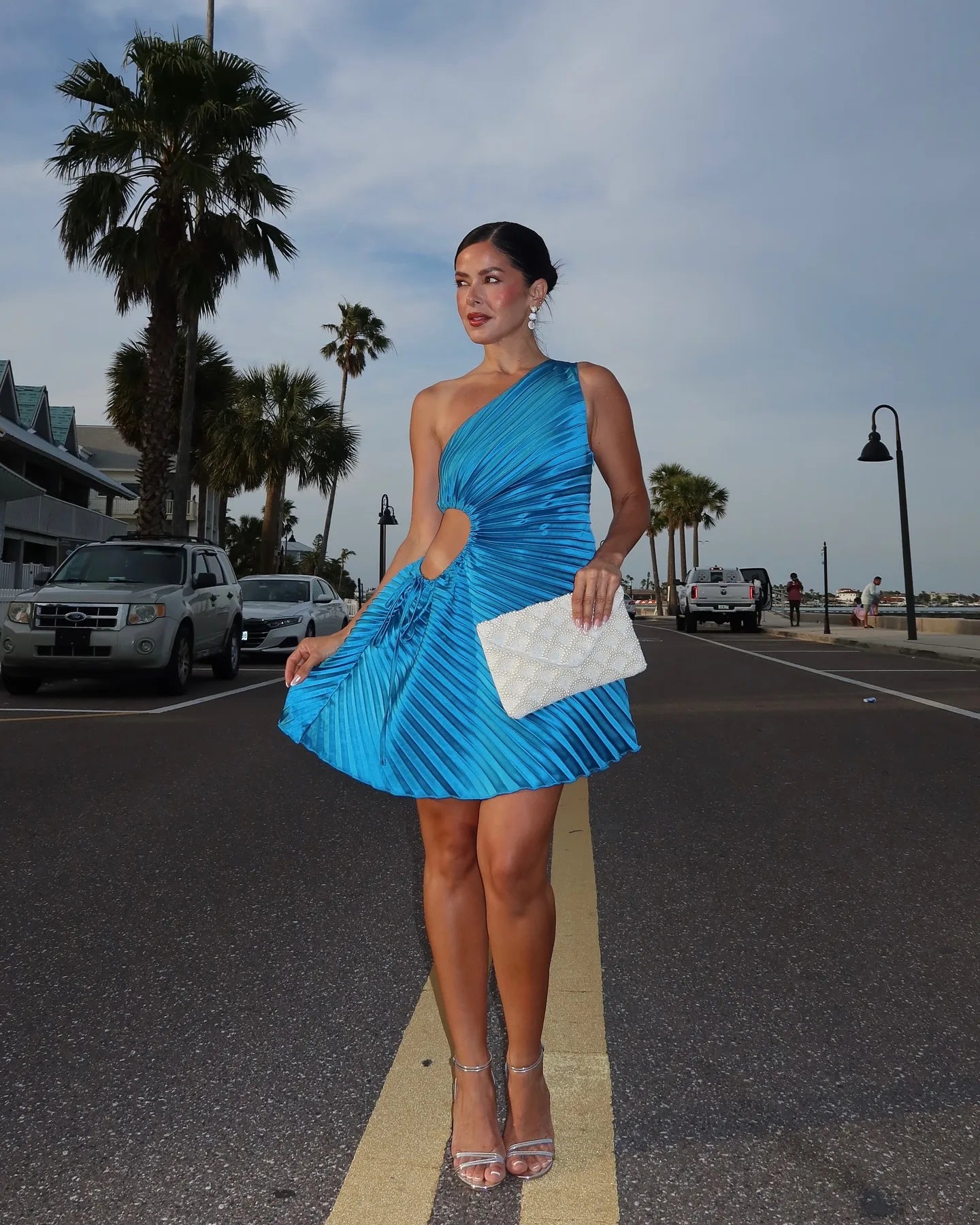 Azure Blue: How To Wear It In Fashion – WELENY